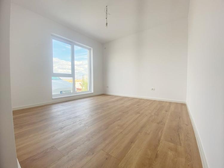 Duplex cu 3 camere cu Teren 300 Mp în Dumbrăvița