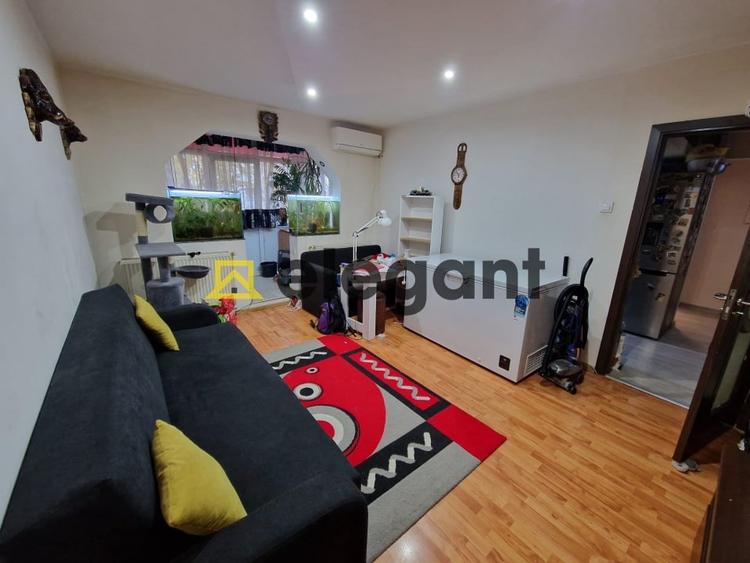 Apartament cu 4 camere semidecomandat, mobilat în Craiovița Nouă