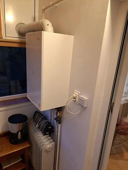 Apartament cu 3 camere decomandat în Faleza Nord