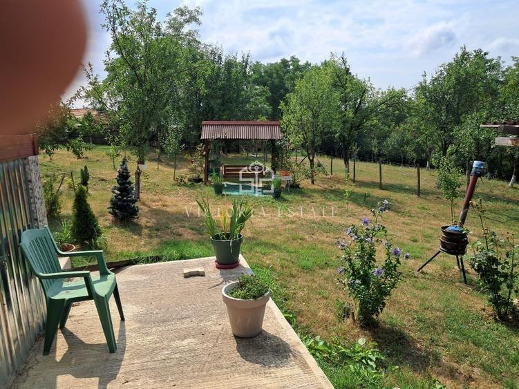 Casă individuală cu 2 camere cu Canalizare în Surani