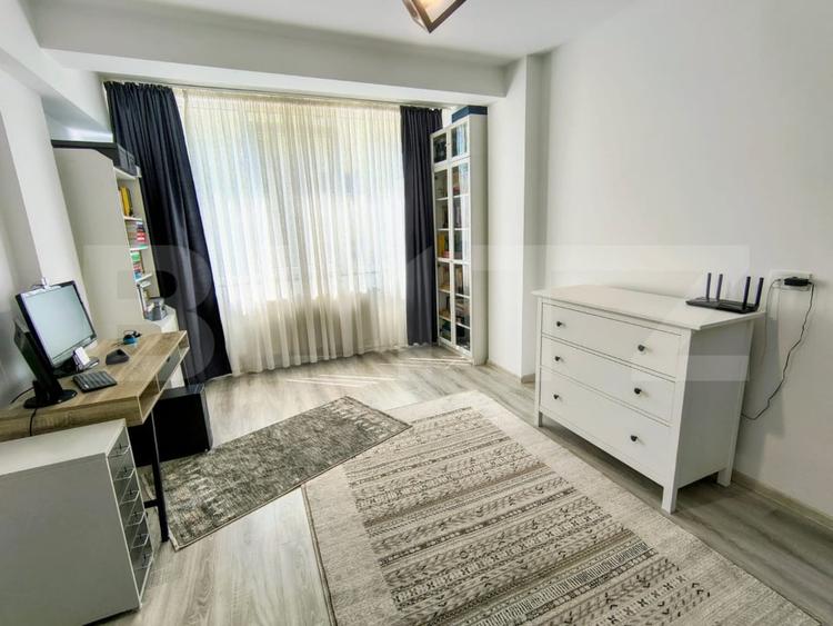 Apartament cu 3 camere decomandat, mobilat în Burdujeni