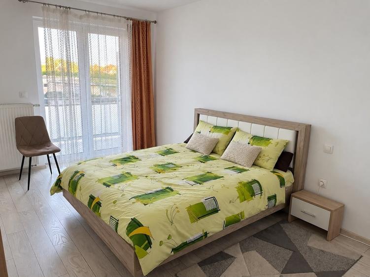 Apartament cu 2 camere decomandat în Criș