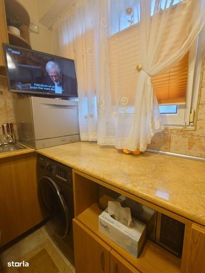 Apartament cu 2 camere decomandat în Drumul Taberei