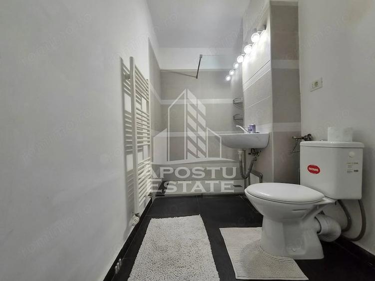 Apartament cu 4 camere decomandat în Malul Mureșului