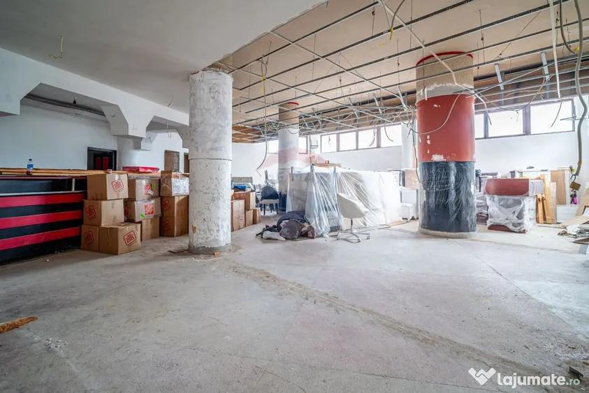 Spațiu comercial, de 210 mp, în Silva