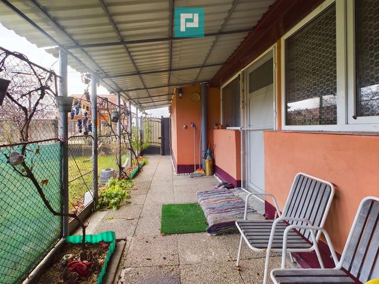 Casă individuală cu 3 camere cu Teren 2622 Mp în Turnu