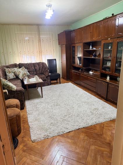 Apartament cu 3 camere în Tudor