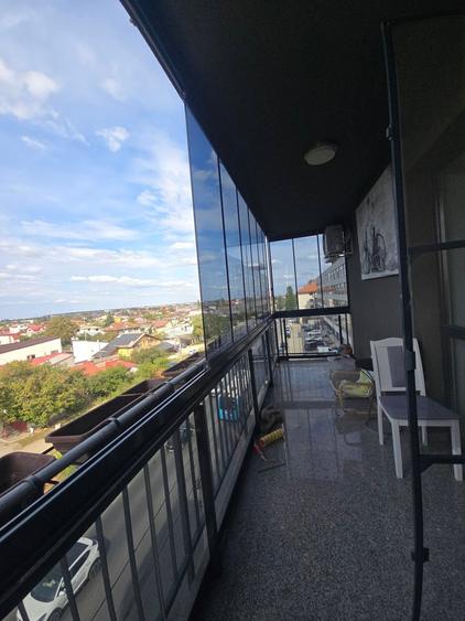 Apartament cu 3 camere decomandat în Dobroești