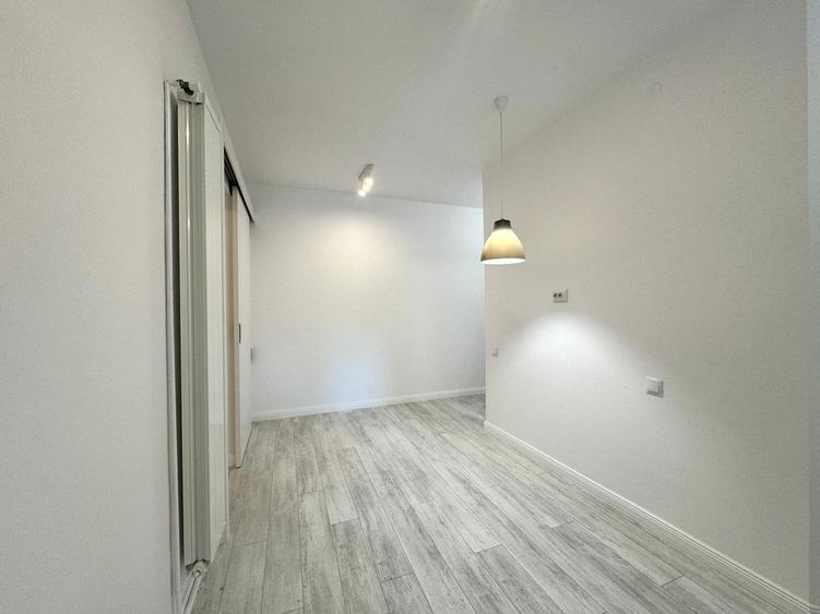 Apartament cu 2 camere în P-ța Alba Iulia