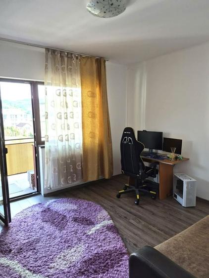 Apartament cu 2 camere decomandat în Florești