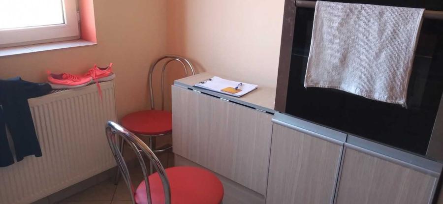 Apartament cu 2 camere semidecomandat în Confecții