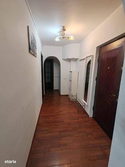 Apartament cu 3 camere în Parcul Circului