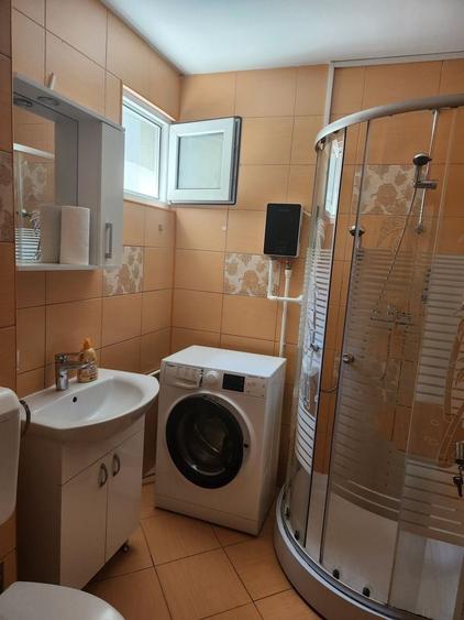 Apartament cu 2 camere decomandat în Drumul Taberei