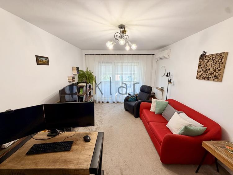 Apartament cu 3 camere decomandat, mobilat în Zorilor
