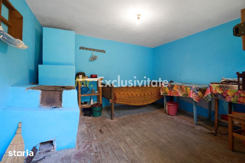 Casă cu 3 camere cu Teren 1200 Mp în Mălureni