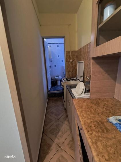 Apartament cu 3 camere decomandat în Peninsula