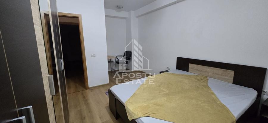 Apartament cu 3 camere semidecomandat, mobilat în Dorobanților