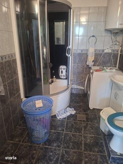 Casă cu 4 camere cu Teren 1000 Mp în Târgșoru Vechi