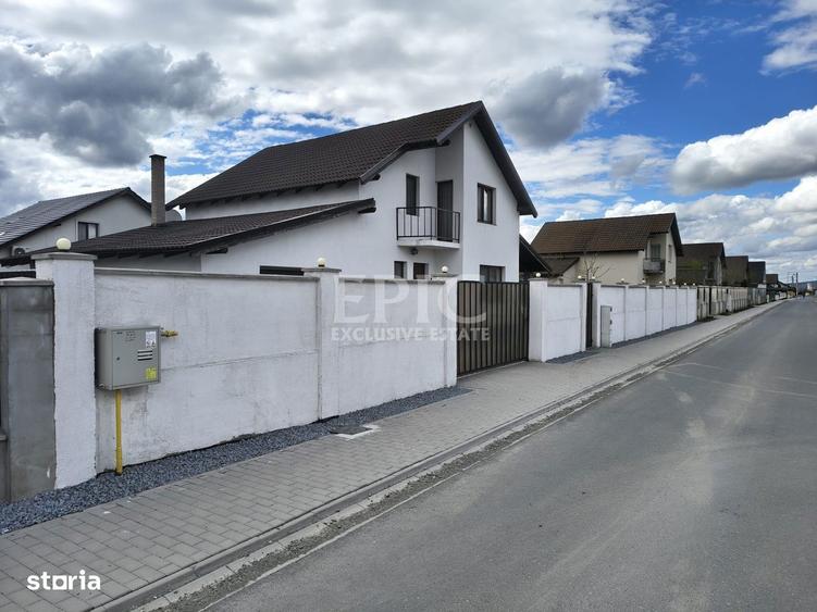 Casă cu 4 camere cu Teren 570 Mp în Gănești