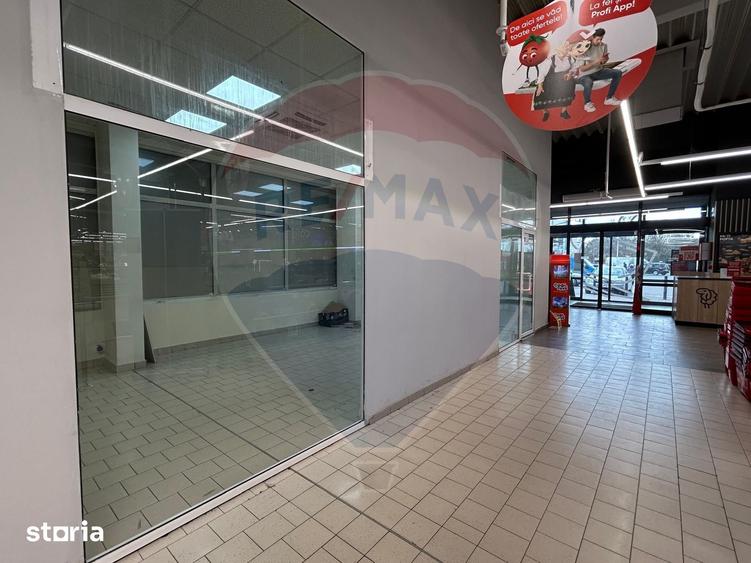 Spațiu comercial, de 58 mp, în Central