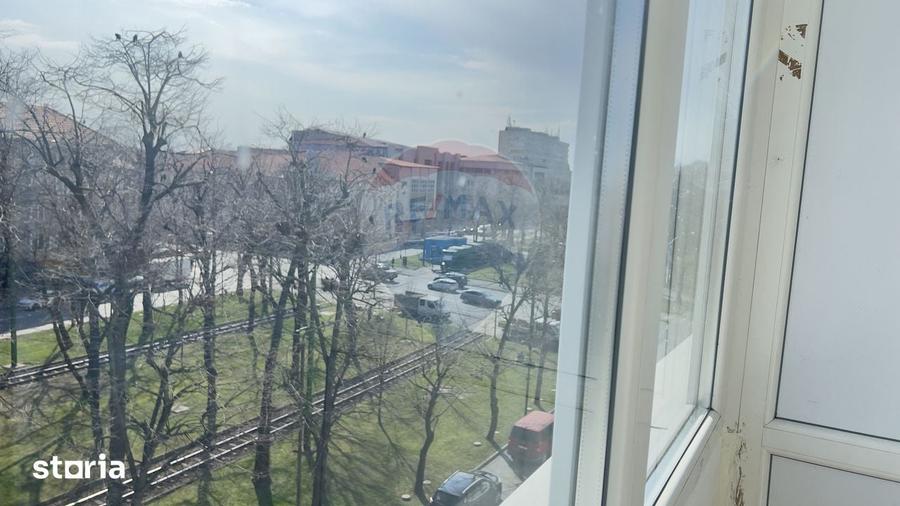 Apartament cu 3 camere de inchiriat in zona Podgoria - 7