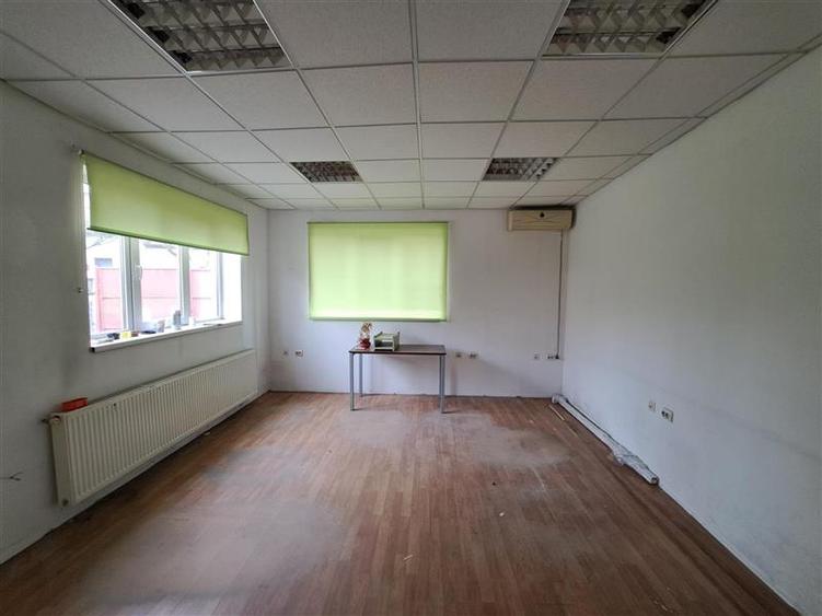 Casă individuală cu 4 camere cu Canalizare în Semicentral