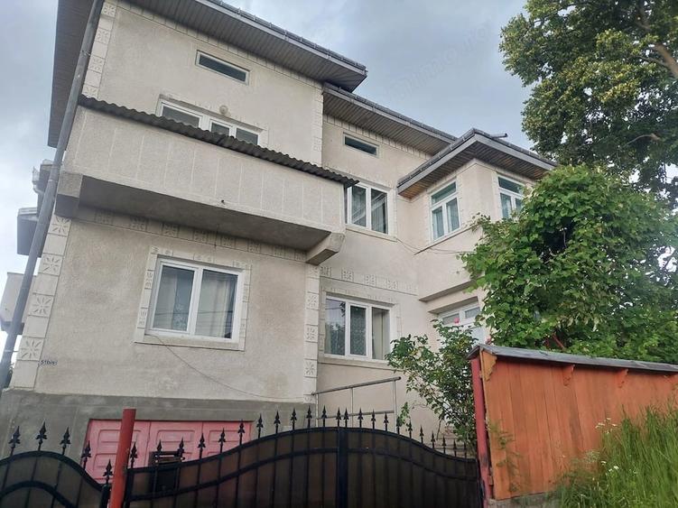 Casă cu 3 camere cu Teren 400 Mp în Fălticeni