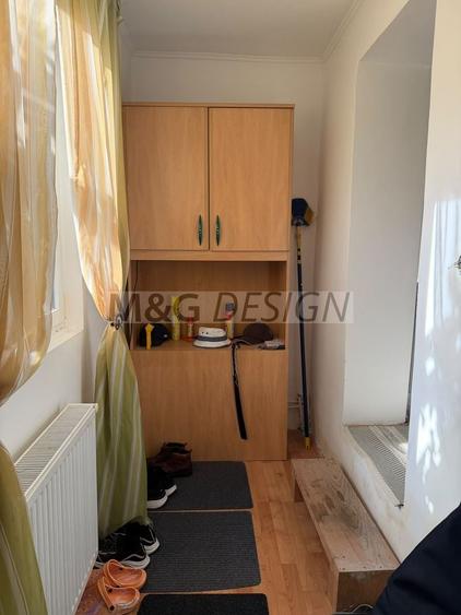 Casă individuală cu 4 camere cu Teren 2260 Mp în Uivar
