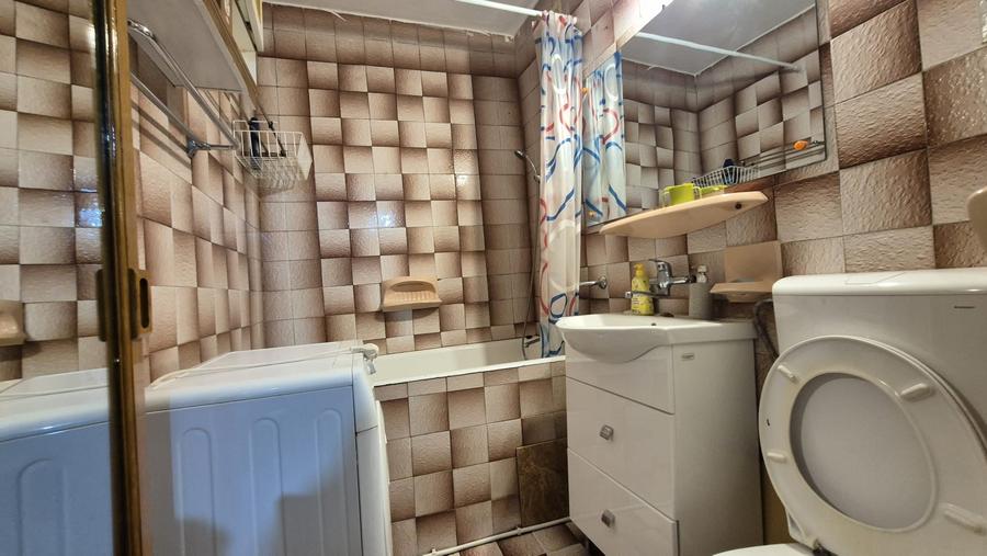 Apartament cu 3 camere decomandat în Țiglina 1
