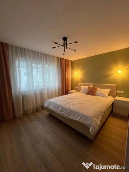 Apartament cu 2 camere semidecomandat în George Enescu