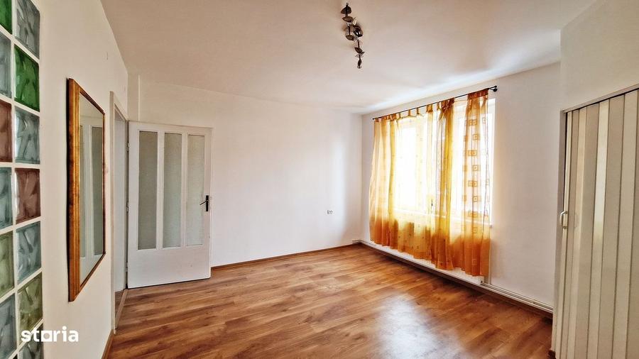 Dealul Cetatii, apartament in vila, 53mp, 140000 euro - 1
