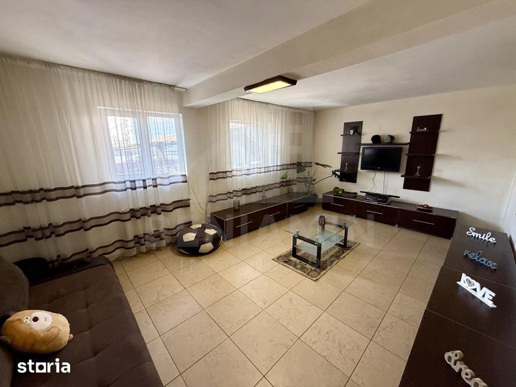 Casă cu 5 camere cu Teren 214 Mp în Central