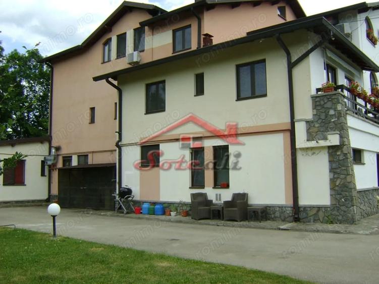 Spațiu comercial, de 1,200 mp, în Cornu