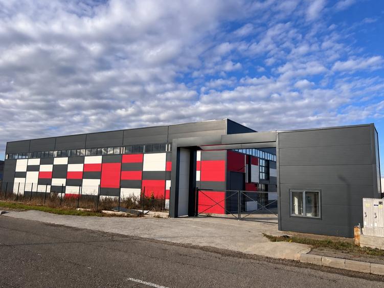 Spațiu industrial, de 3,350 mp, în Exterior Est