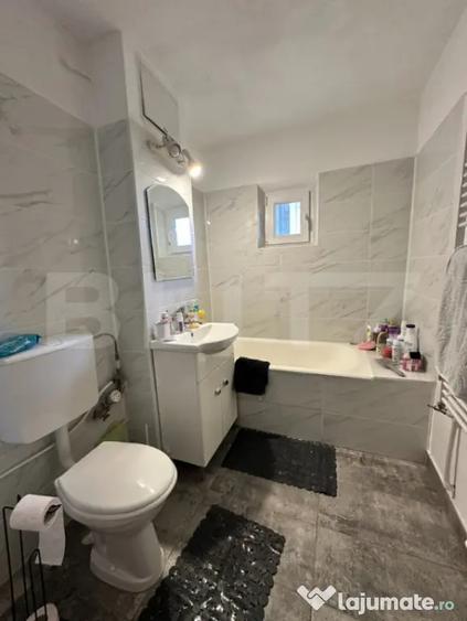 Apartament cu 2 camere decomandat, mobilat în Rovine