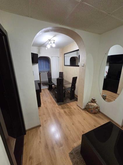 Apartament cu 2 camere decomandat în Decebal
