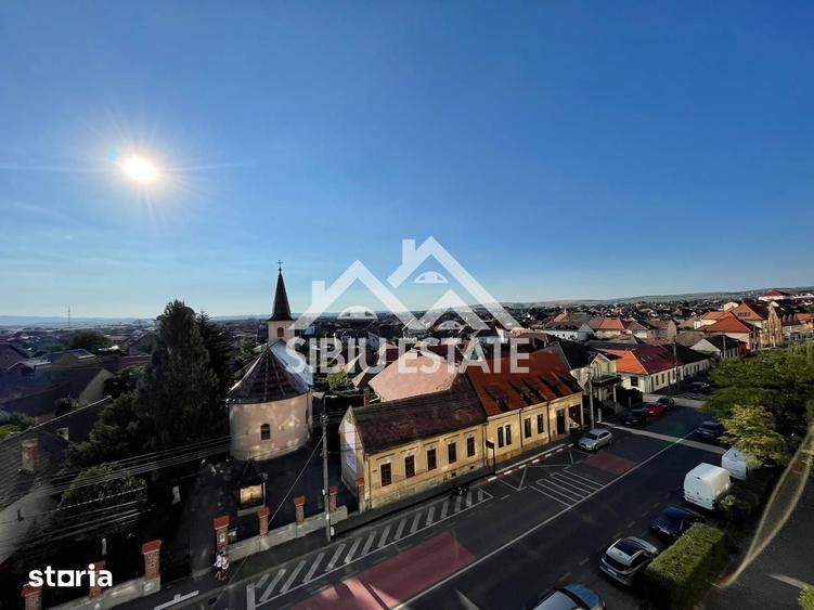 Apartament cu 3 camere decomandat în Terezian