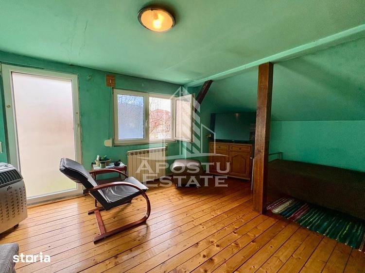 Casă cu 8 camere cu Teren 548 Mp în Fabric