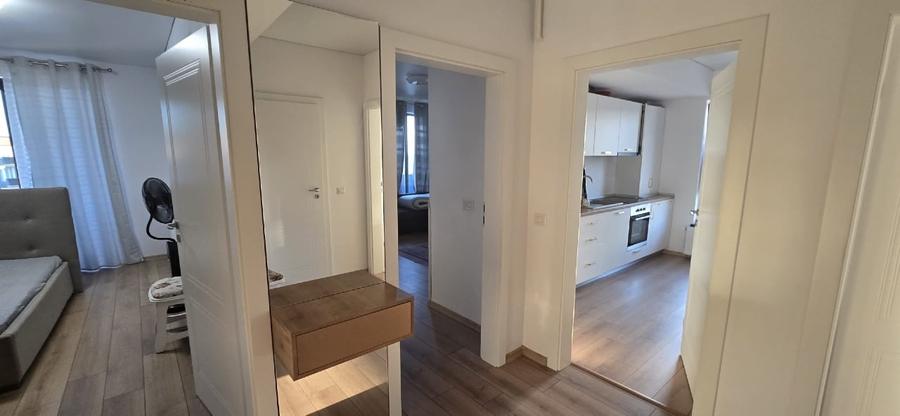 Apartament cu 3 camere decomandat, mobilat în I. C. Frimu
