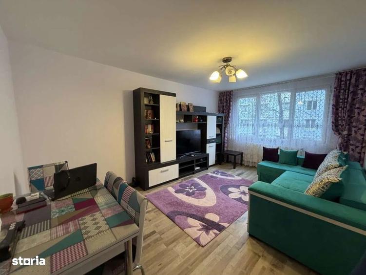 Apartament cu 4 camere, mobilat în Unirii