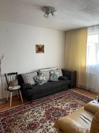 Apartament cu 2 camere semidecomandat, mobilat în Lujerului