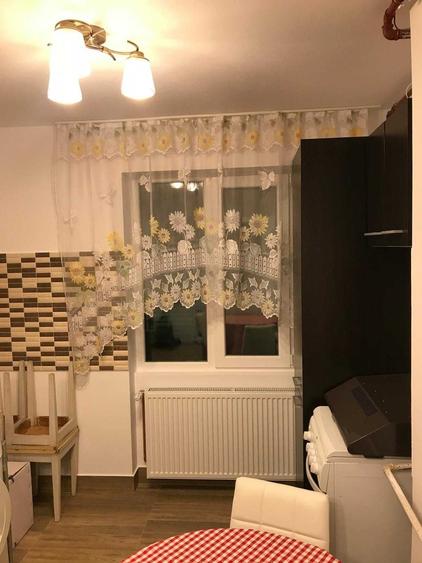 Apartament cu 2 camere decomandat în Exterior Vest
