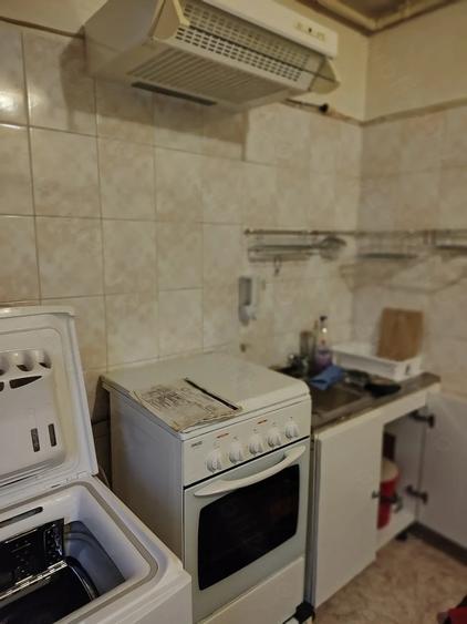 Garsonieră decomandată în Splaiul Unirii