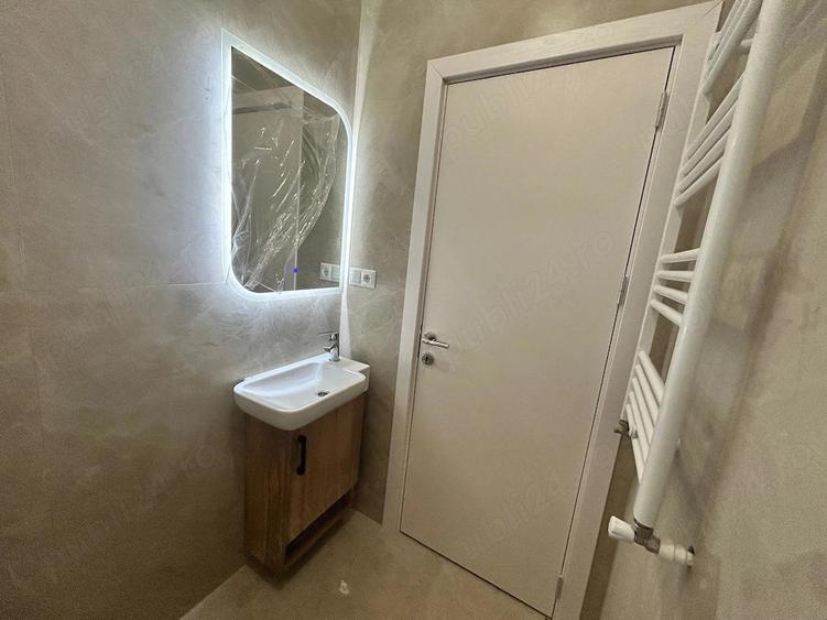 Casă cu 3 camere cu Teren 450 Mp în Central