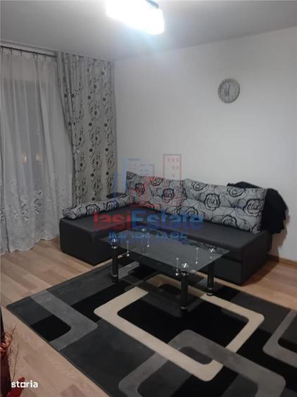 Apartament cu 3 camere semidecomandat în Alexandru cel Bun