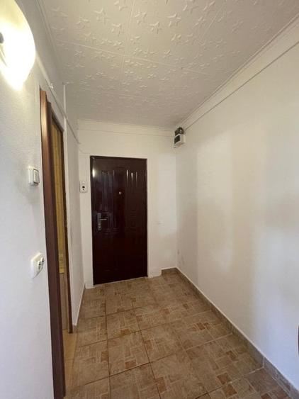 Garsonieră nedecomandată în Est