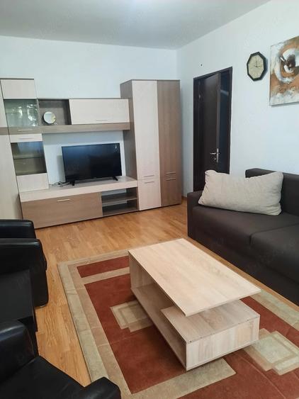 Apartament cu 2 camere semidecomandat în Iancului