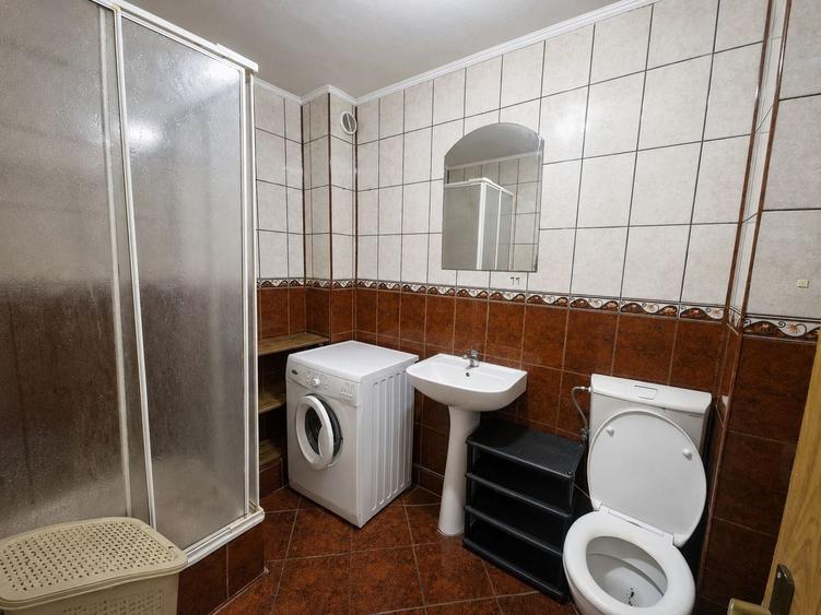 Apartament 1 camera decomandat, 37 mp, parcare, str Frunzisului - 12