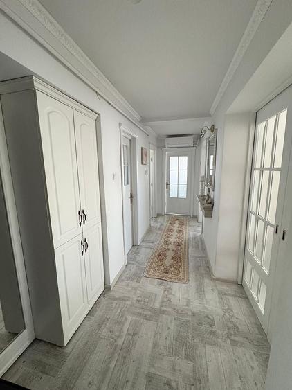 Apartament cu 3 camere decomandat în Ultracentral