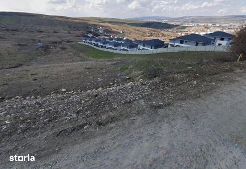Teren de 496 mp, în Dezmir